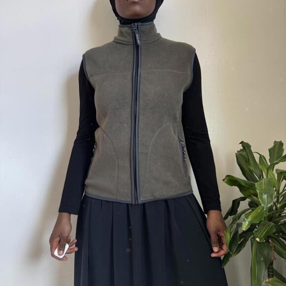 Women’s‎ lightweight gorpcore fleece sweater vest in green size 12 - Picture 2 of 6